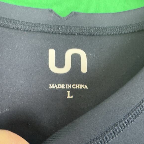 Urban Savage Women’s Longsleeve T-Shirt Floral Print Black Size Large - Picture 3 of 7